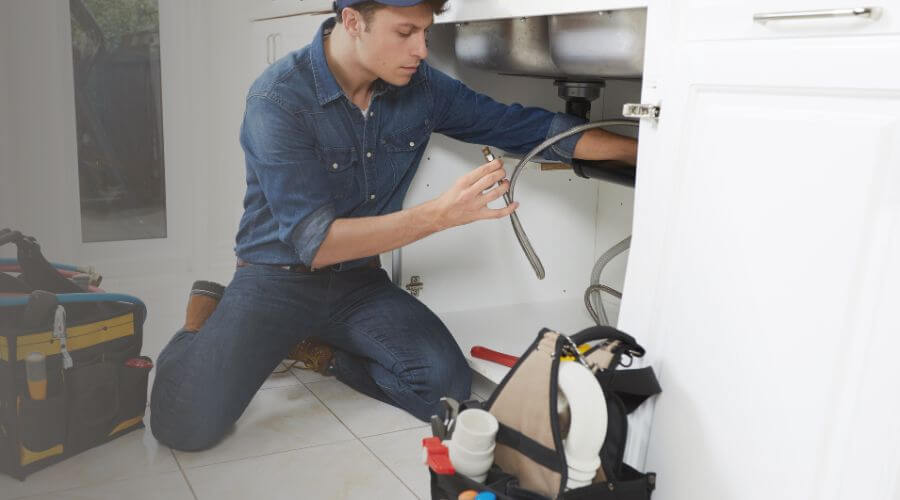Professional Leak Detection Services in Manito, IL